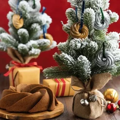 Adorno árbol navidad molde bundt Heritage dorado - Nordic Ware