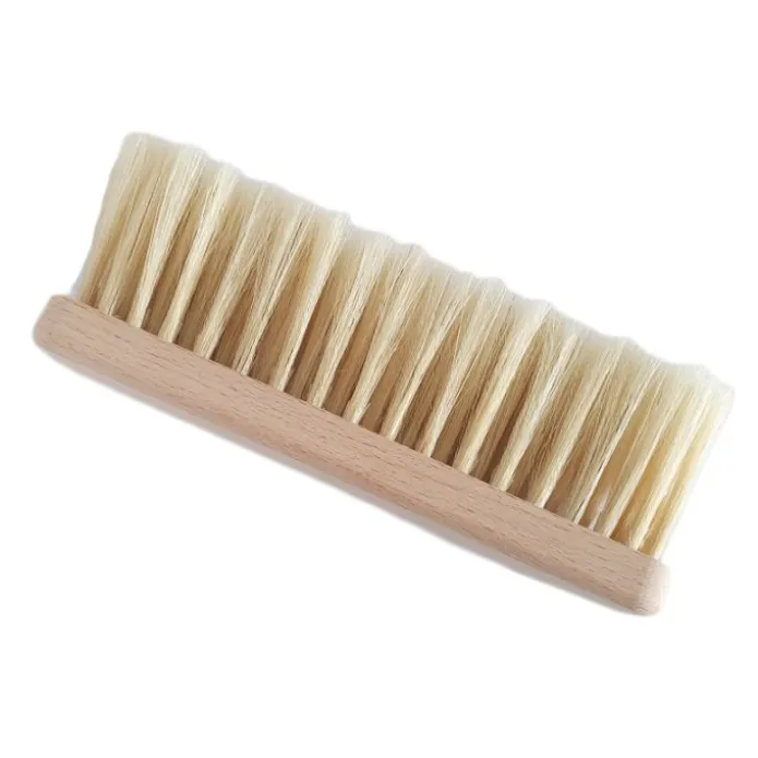 Cepillo rectangular con mango de madera para harina - E. Birnbaum