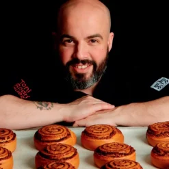 Escuela de pastelería vegana - Toni Rodríguez - Larousse