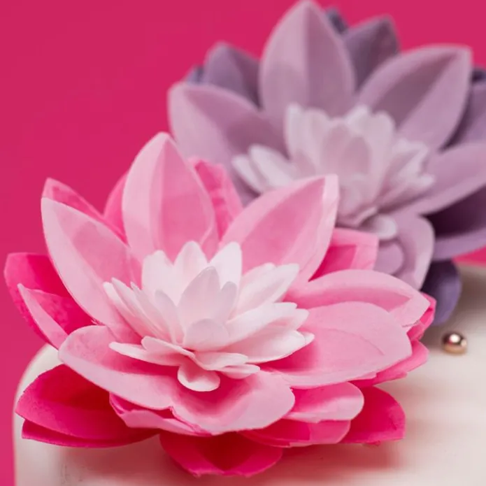 Flor de oblea lirio lila 12 cm - Sin gluten - Dekora