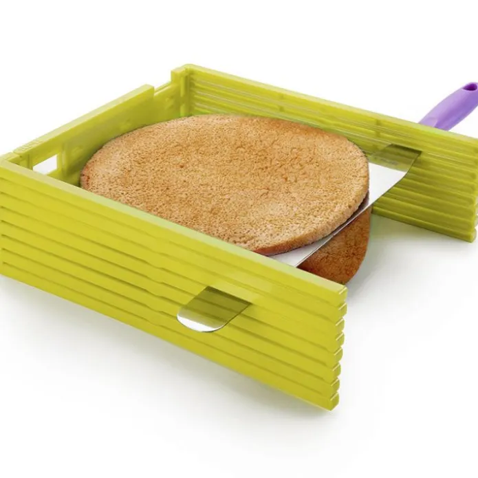 Guía ajustable para cortar capas de bizcocho - Ibili
