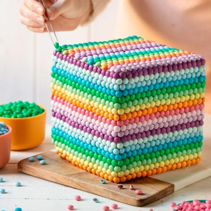 Lentejas de chocolate moradas 80 g - Decora