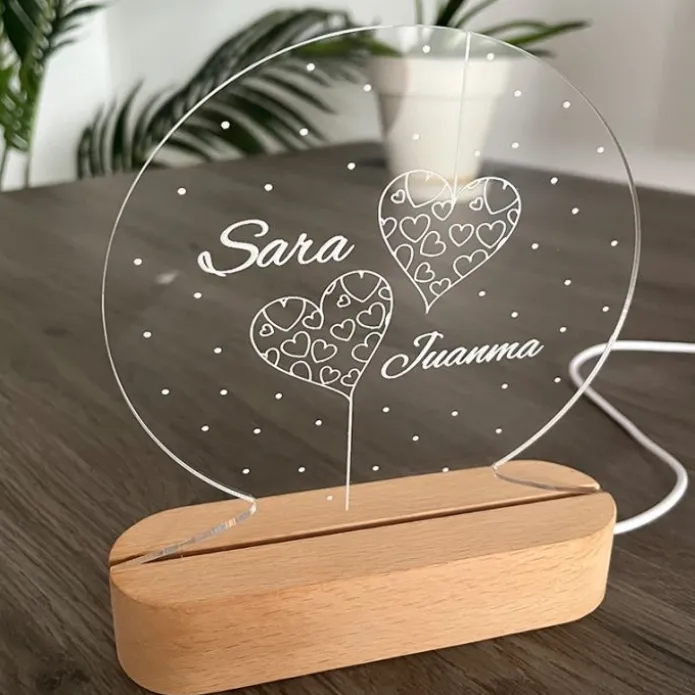 Lámpara personalizada redonda nombres San Valentín - Metacrilato y madera