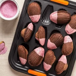 Molde antiadherente para 12 madeleines - Acero al carbono - Le Creuset