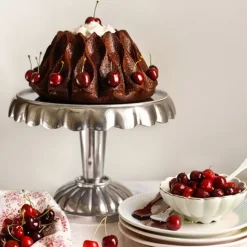 Molde Bundt Crown Pan - Nordic Ware