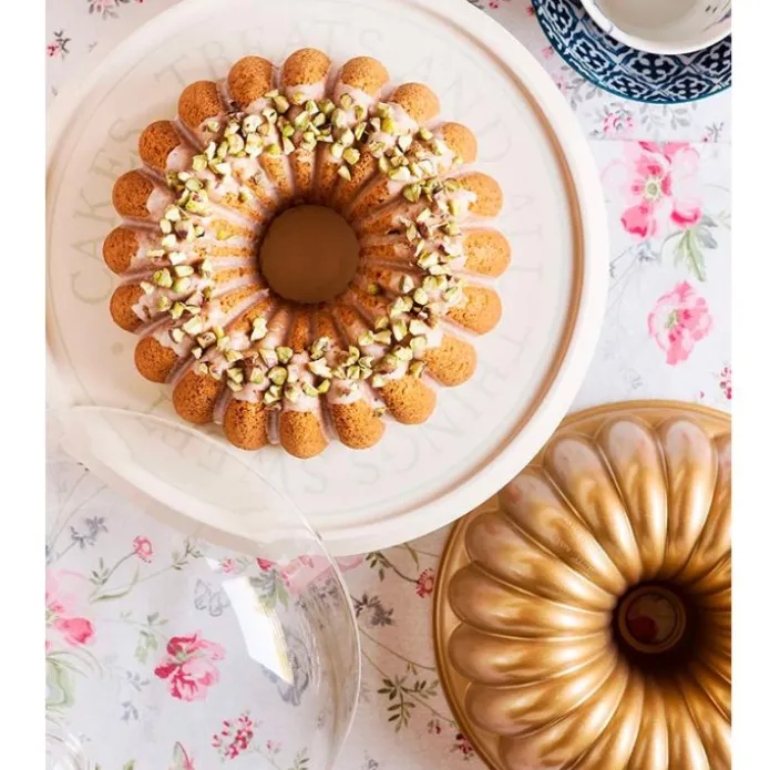 Molde Elegant Party Bundt Pan - Nordic Ware