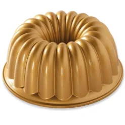 Molde Elegant Party Bundt Pan - Nordic Ware