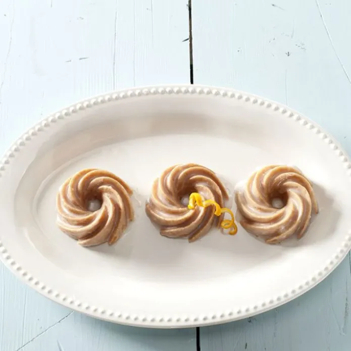 Molde Heritage Bundtlette Pan - Nordic Ware