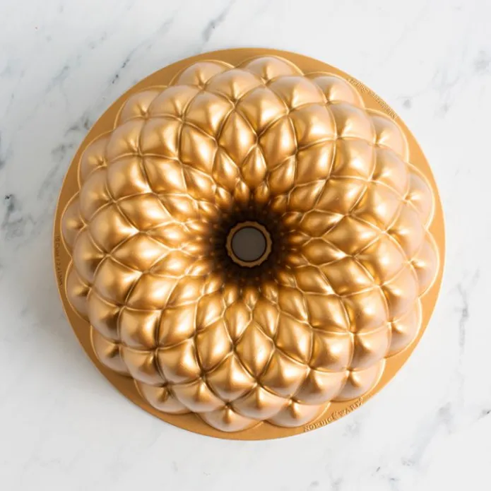 Molde Kaleidoscope Bundt Pan - Nordic Ware
