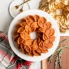 Molde Laurel Wreath Bundt Pan - Nordic Ware