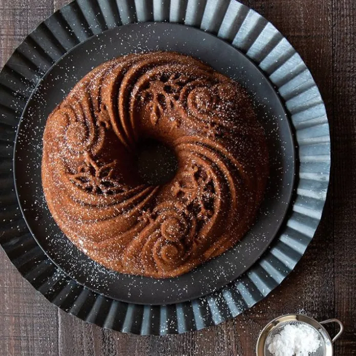 Molde Let It Snow Bundt Pan - Nordic Ware