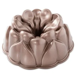 Molde Magnolia Bundt Pan - Nordic Ware