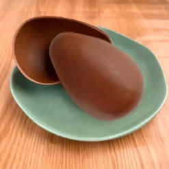 Set de moldes para chocolate 2 huevos de Pascua 150 g