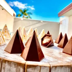 Set de moldes para chocolate 8 pirámides