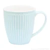 Taza de cerámica con asa Mug Alice Pale Blue - GreenGate